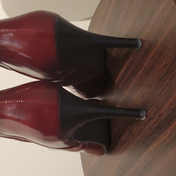 Nine West patent leather boots in Burgundy Size 9 - Picture 3 of 4